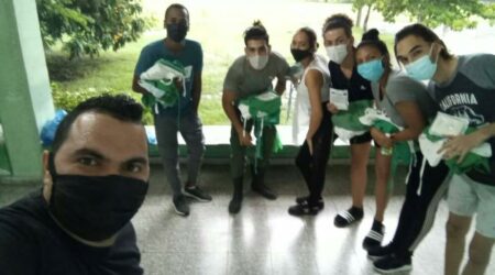 Cuando los jóvenes apoyan