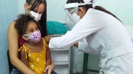 Cienfuegos vive un sueño de los científicos: Vacunación por debajo de 12 años