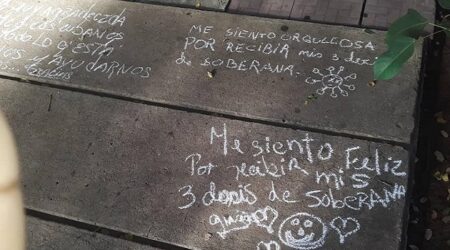 Inmunidad con arte: iniciativa de Salud y la Universidad para intervenir el barrio