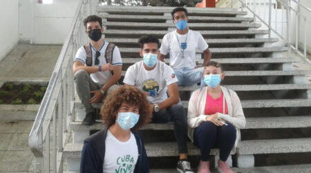 Jóvenes universitarios de Cienfuegos unidos por el amor a Cuba