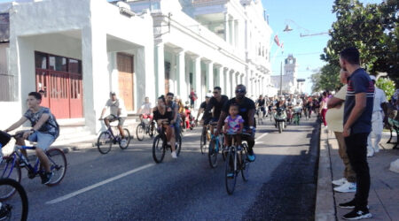 Jóvenes protagonizaron Caravana del SÍ por el Código de las Familias