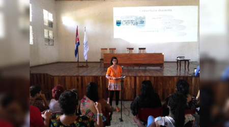 Debaten sobre Historia, Marxismo y Formación Ciudadana en la Universidad de Cienfuegos
