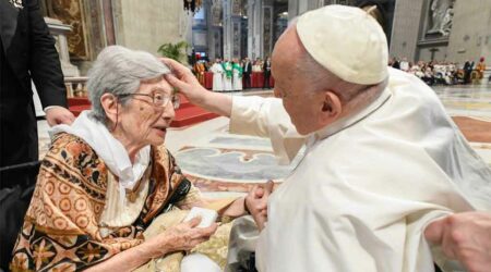 Enuncia el papa Francisco mensaje por Jornada Mundial de los Abuelos