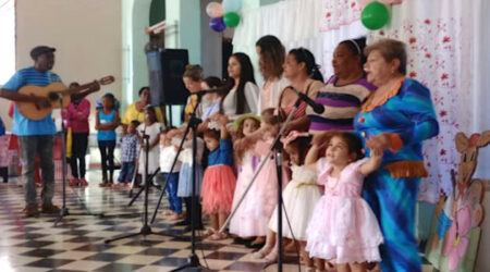 Programa Educa a tu hijo: 33 años de amor y entrega en Cienfuegos