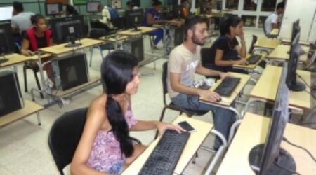 Explican alternativas a las medidas de telecomunicaciones en la Educación 