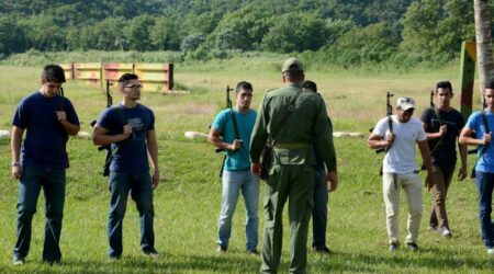 Medio siglo de formación para la defensa en las universidades cubanas