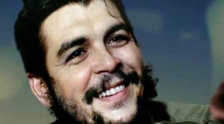 Un Mundo Después de los Párpados: La Muerte y la Eternidad del Che