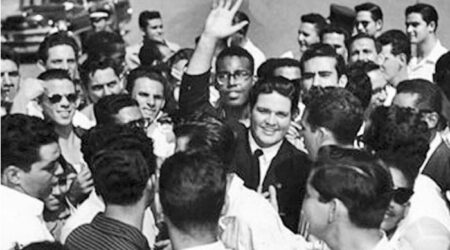  Palacio Presidencial: fuerza joven enloquece a un Rey en La Habana