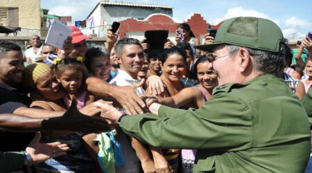 Convoca la Unión de Jóvenes Comunistas a una jornada por los 95 años de Raúl