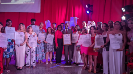Graduación de la UCf: tributo al Centenario de Fidel