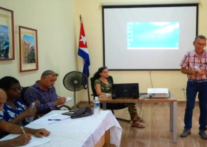 Cienfuegos por el equilibrio del mundo